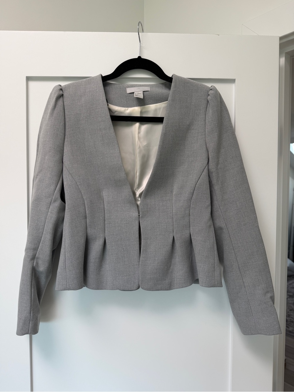 H&M Light Gray Peplum Blazer - Tailored Women's Jacket